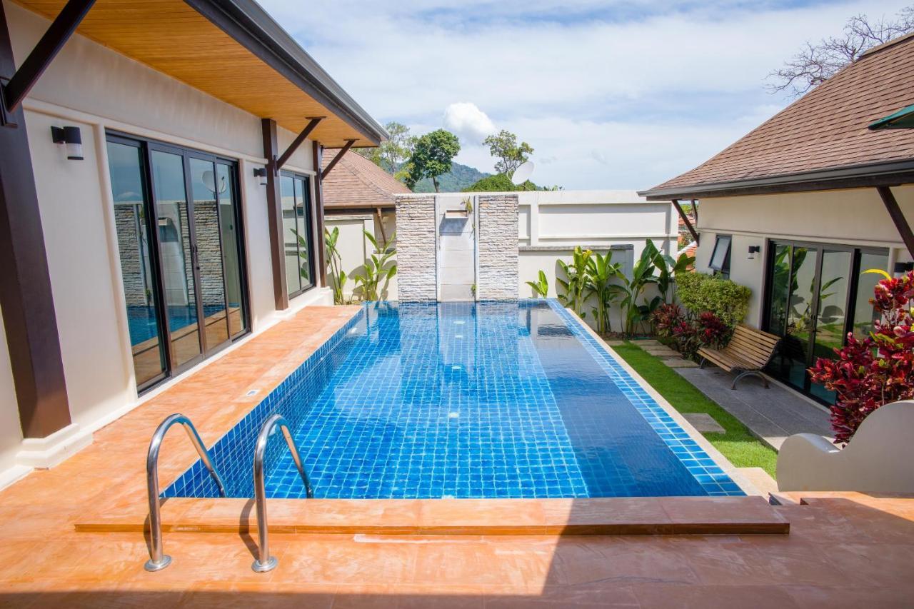 Foxtail Palm Villa Rawai Exterior photo