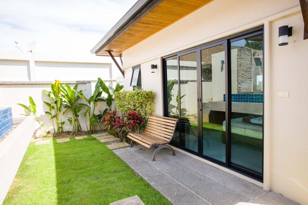 Foxtail Palm Villa Rawai Exterior photo